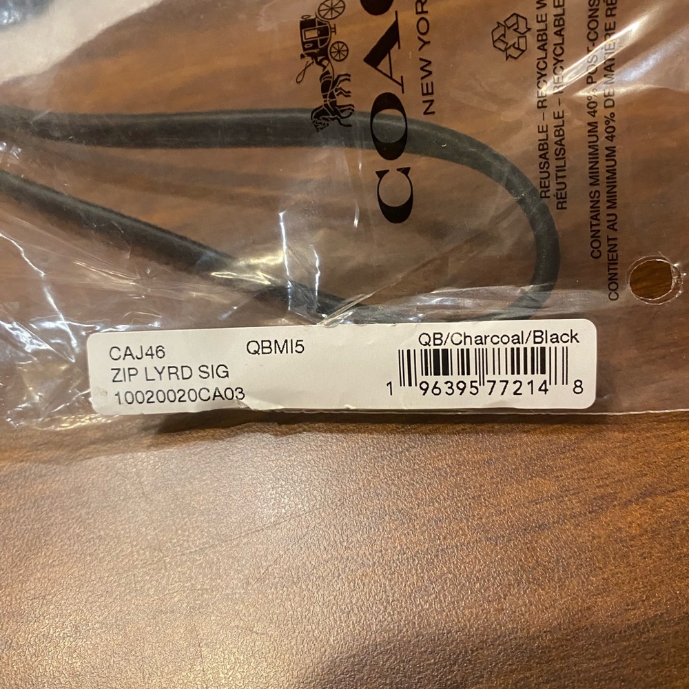 COACH Id Lanyard In Signature Canvas - Picture 7 of 7